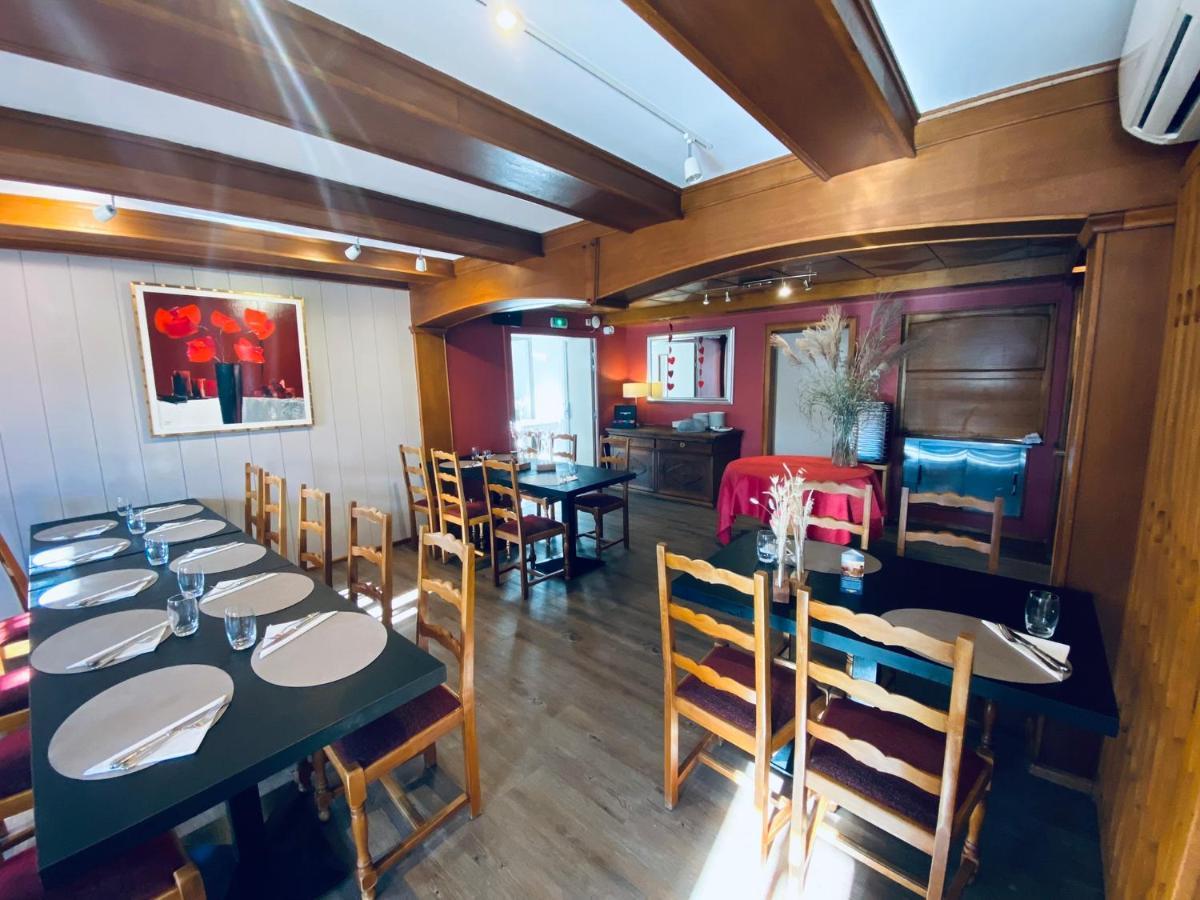 Logis Hotel Restaurant Au Lion Rouge Bartenheim Esterno foto