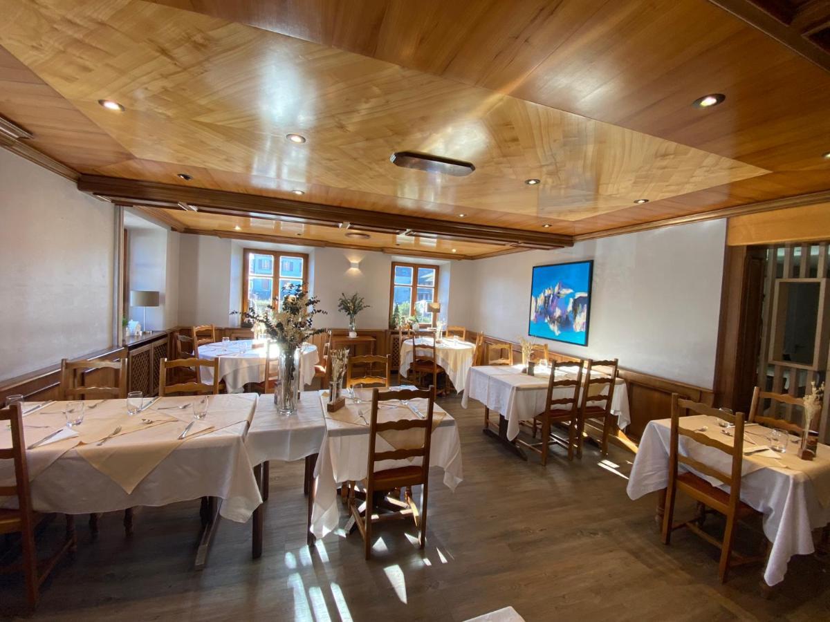 Logis Hotel Restaurant Au Lion Rouge Bartenheim Esterno foto