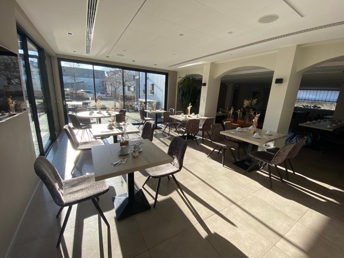 Logis Hotel Restaurant Au Lion Rouge Bartenheim Esterno foto